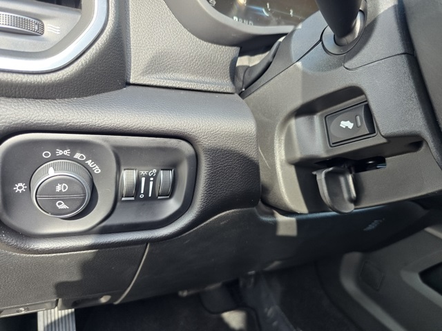 2025 Ram 2500 Laramie photo 7