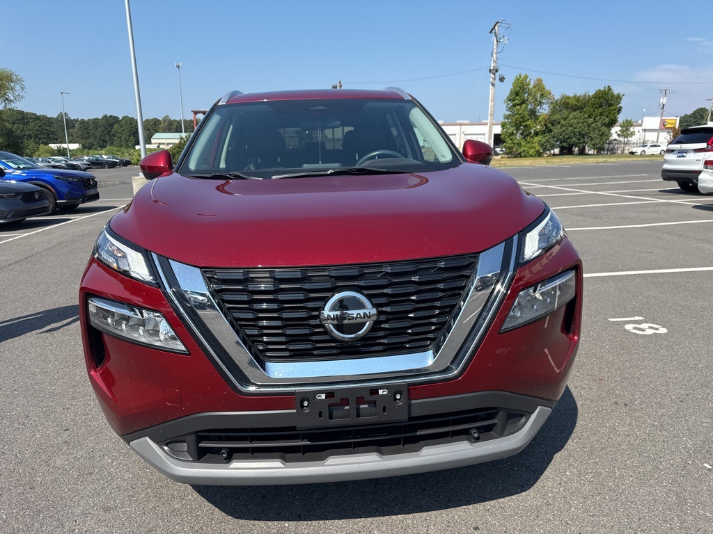 2021 Nissan Rogue SV photo 5