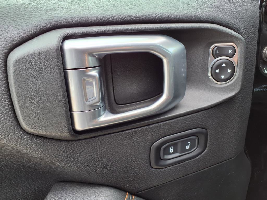 2020 Jeep Gladiator Mojave photo 12