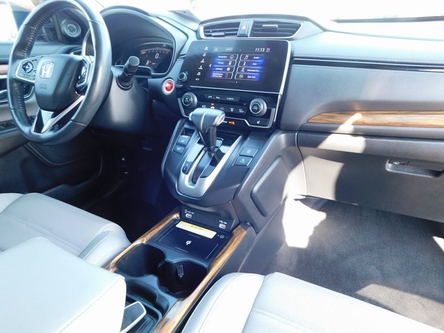 2020 Honda CR-V Touring photo 17