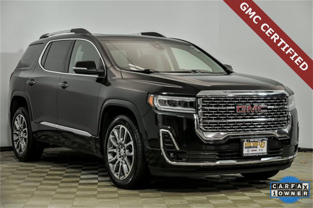2023 GMC Acadia Denali's photo