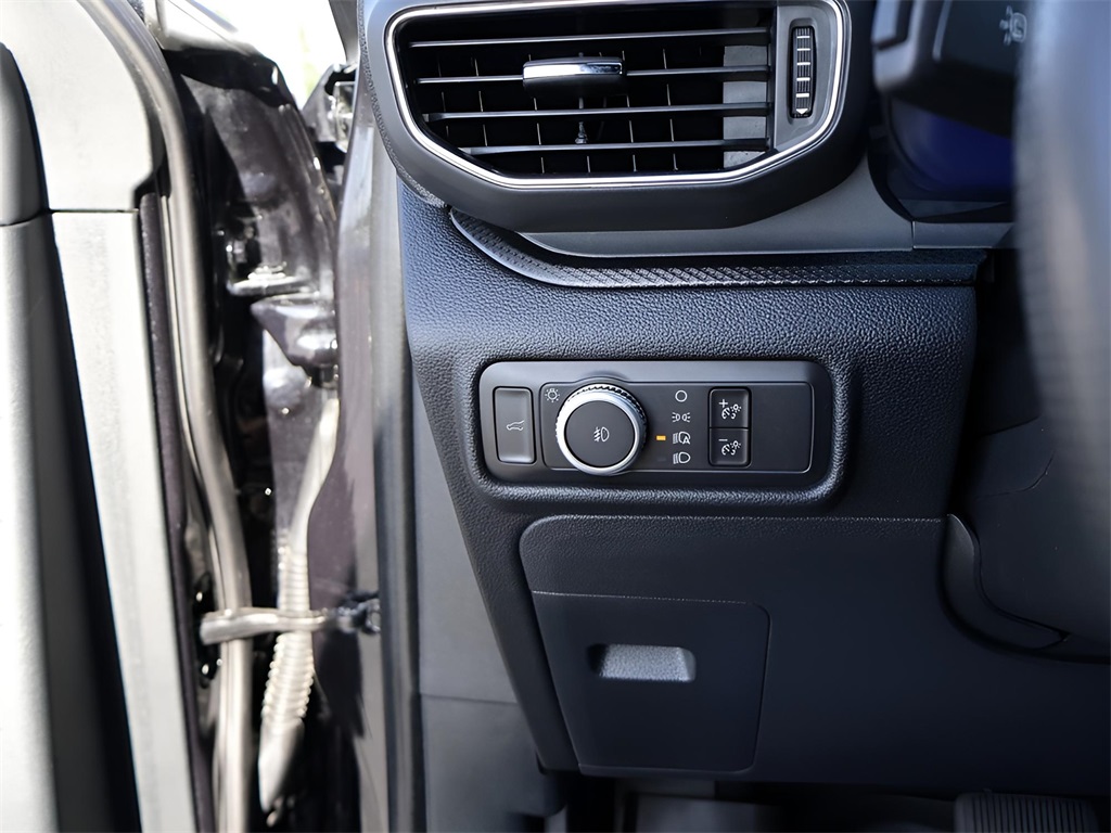 2021 Ford Explorer ST photo 36