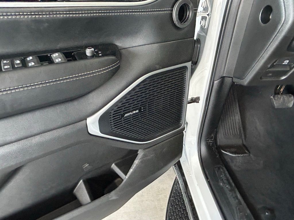 2024 Jeep Wagoneer Base photo 35