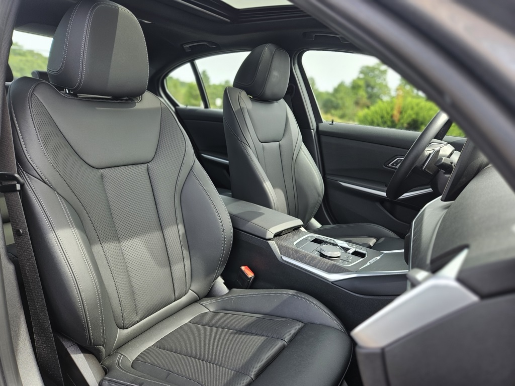 2023 Bmw 330i xDrive photo 14