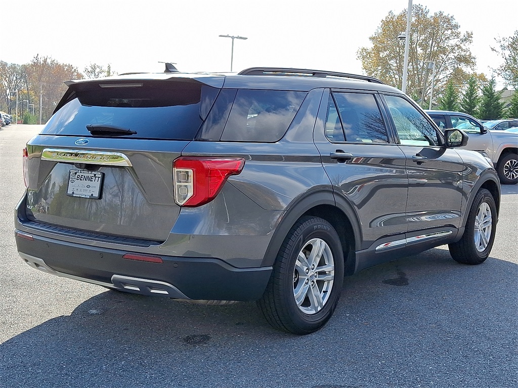 2023 Ford Explorer XLT photo 4