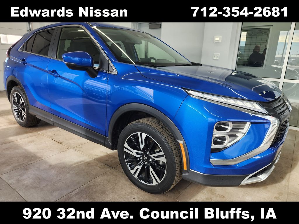 2024 Mitsubishi Eclipse Cross SE's photo