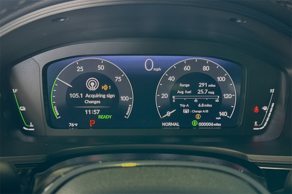 2025 Honda Civic Hatchback Hybrid Sport Touring photo 22