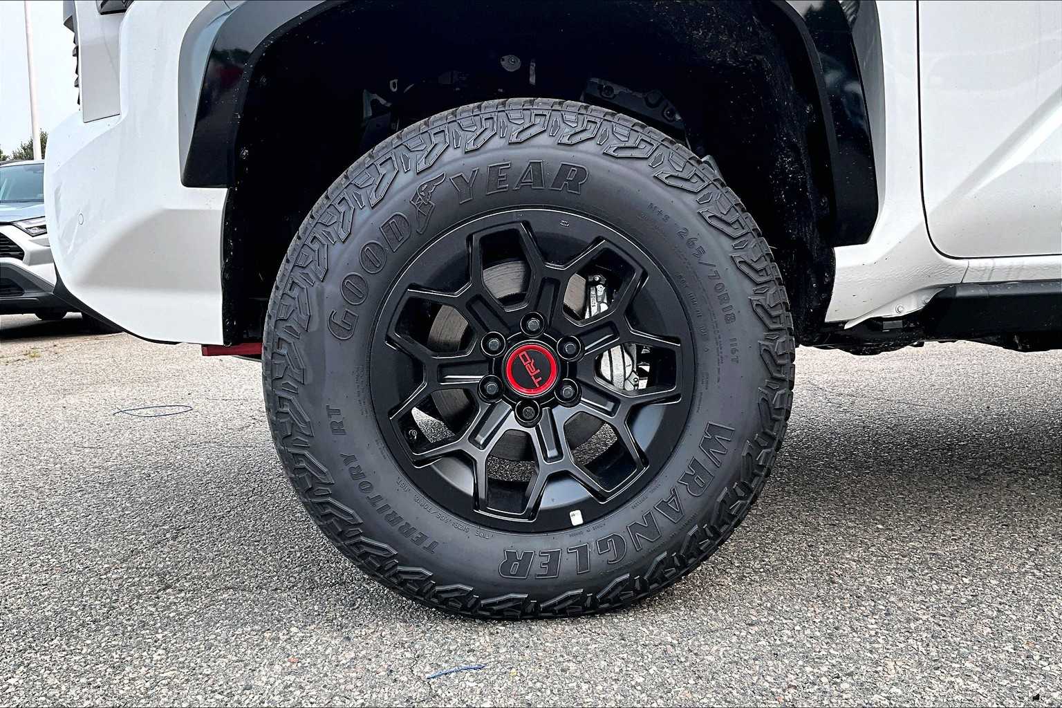 2025 Toyota Tacoma TRD Pro 4x4 Double Cab photo 7