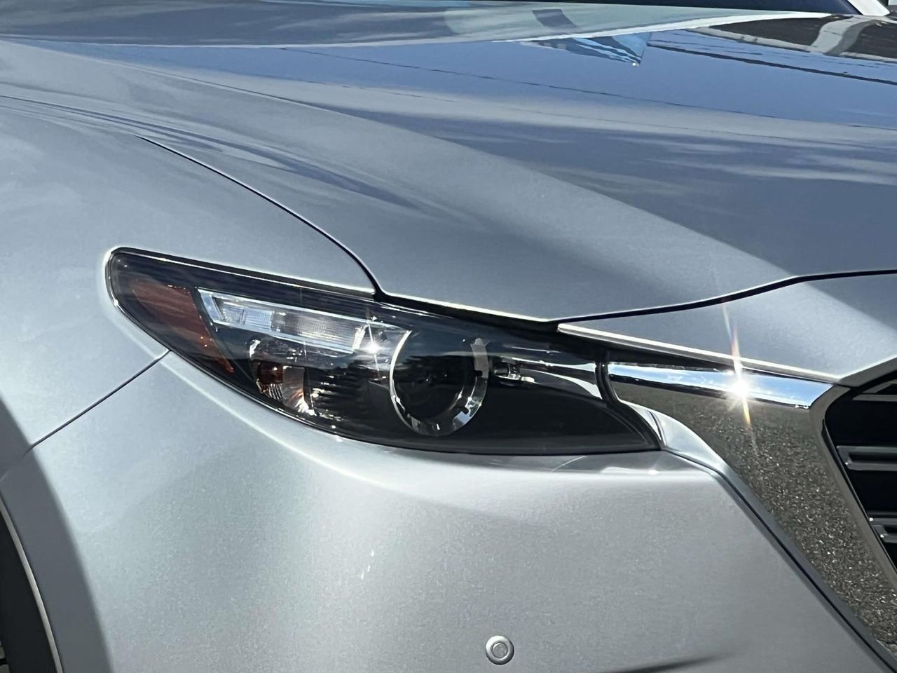 2022 Mazda CX-9 Touring photo 6