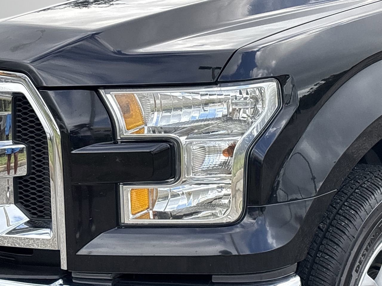 2017 Ford F-150 XLT photo 5