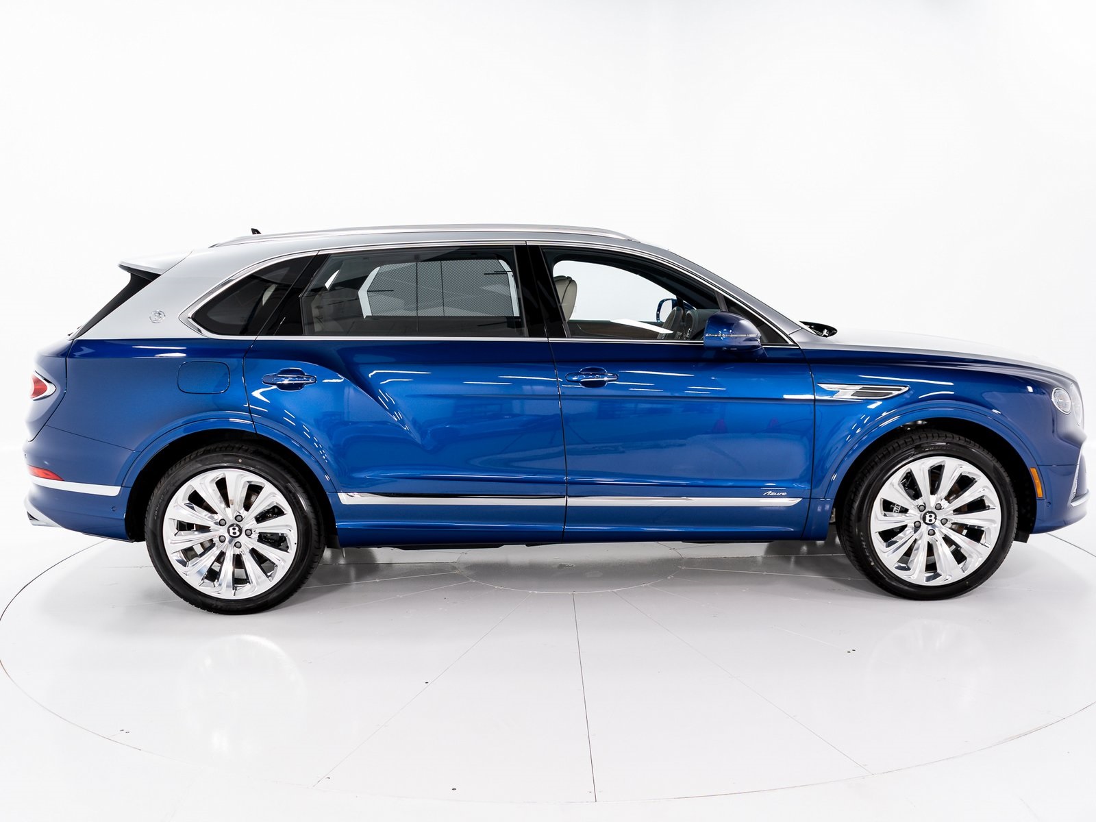 2025 Bentley Bentayga EWB Azure V8 photo 6