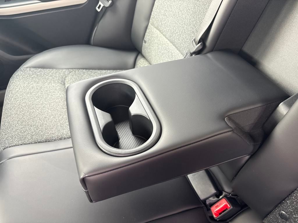 2025 Kia K4 GT-Line photo 26
