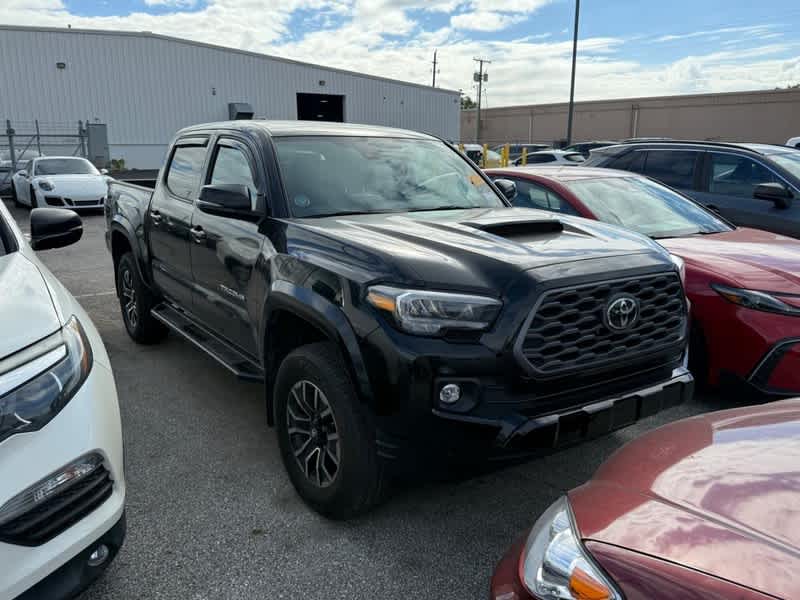 2023 Toyota Tacoma TRD Sport's photo