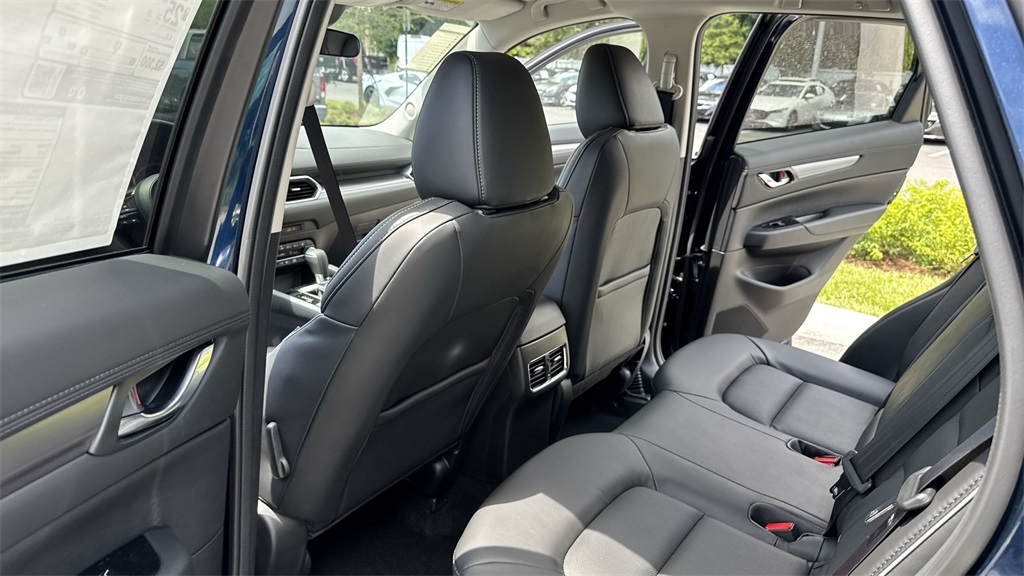 2025 Mazda CX-5 2.5 Select photo 33