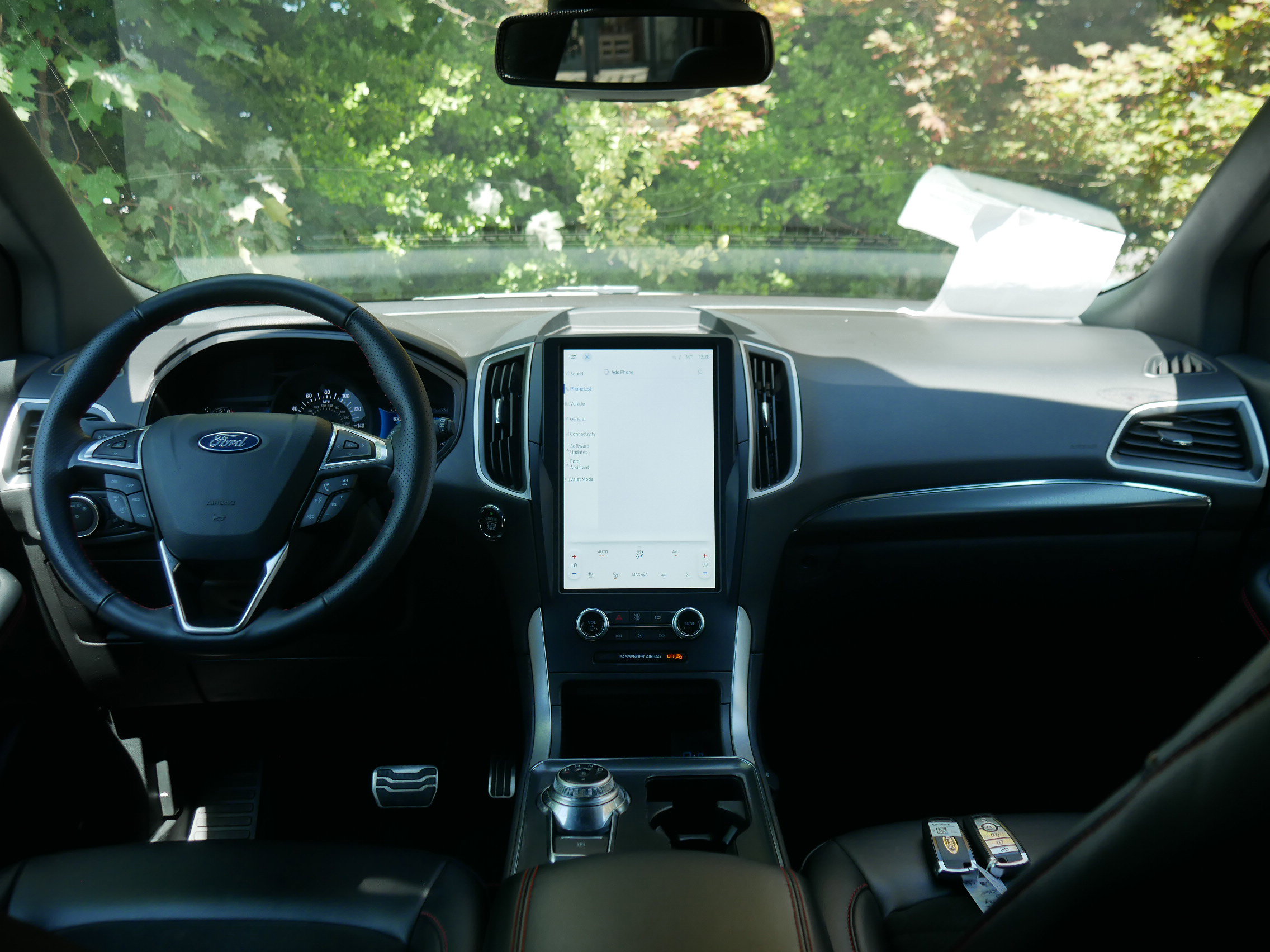 2024 Ford Edge ST-Line photo 8
