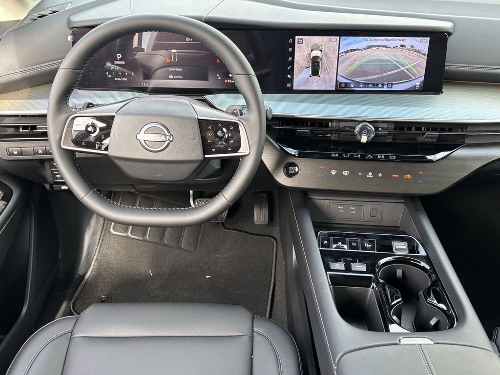 2025 Nissan Murano SL photo 8