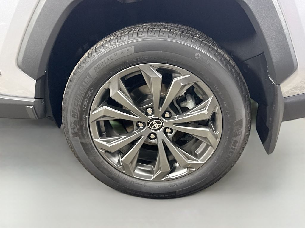 2024 Toyota RAV4 Hybrid Limited photo 28