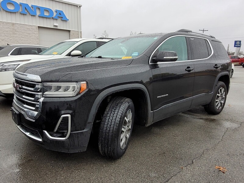 2023 Gmc Acadia SLT photo 2