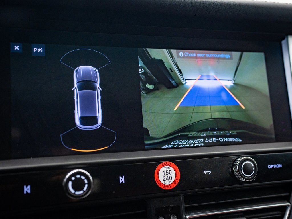 2024 Porsche Macan T photo 29