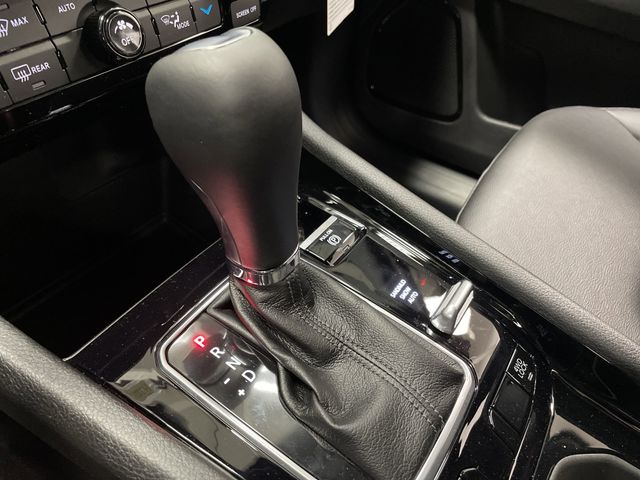 2025 Jeep Compass Latitude Altitude Special Edition photo 16