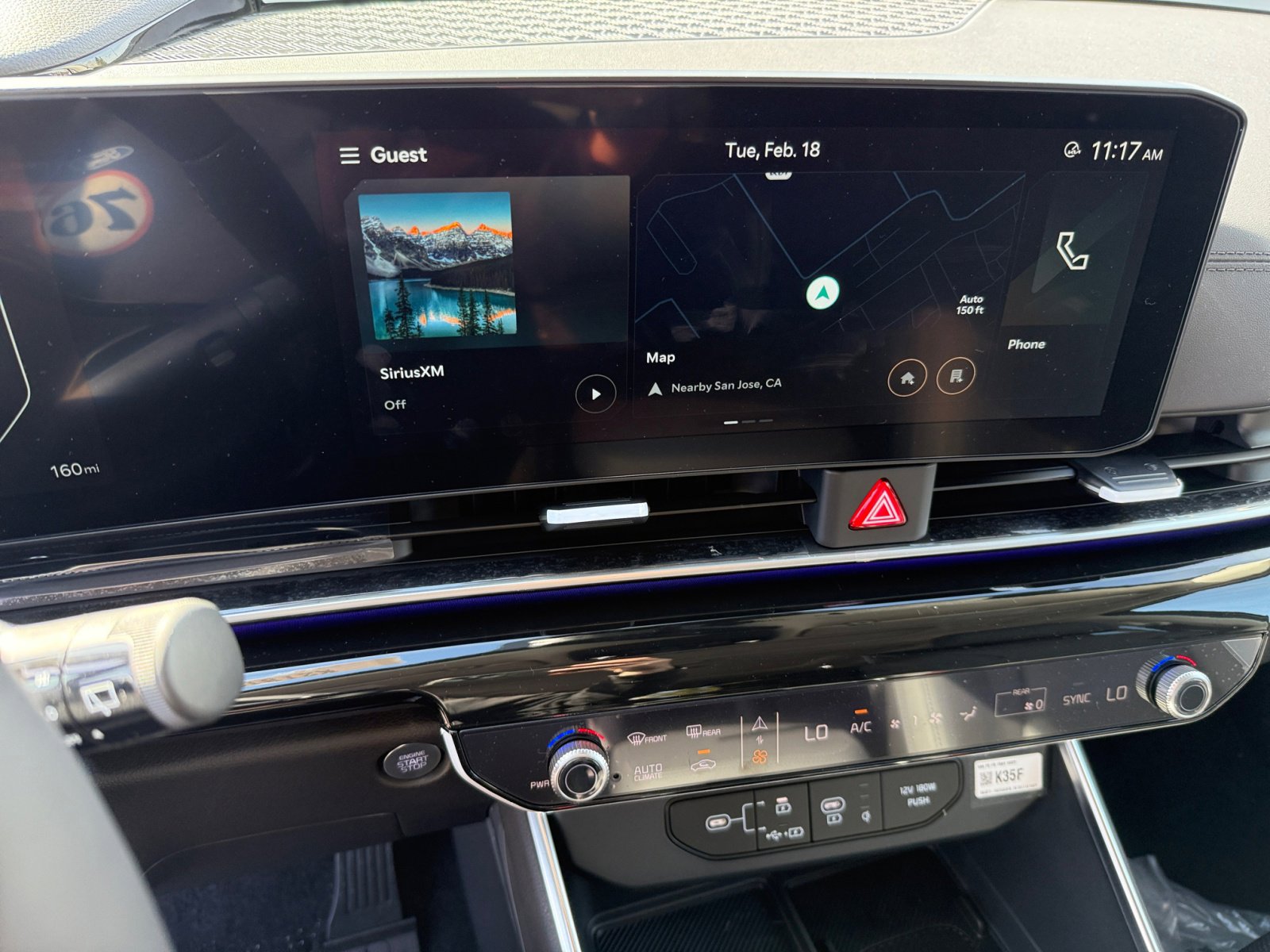 2025 Kia Carnival SX Prestige photo 12