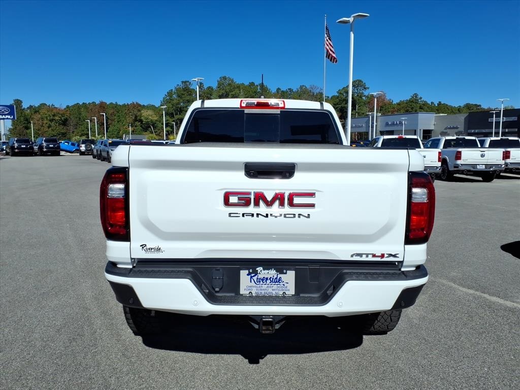 2023 Gmc Canyon AT4X photo 3