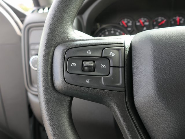2025 Chevrolet Silverado Custom photo 17