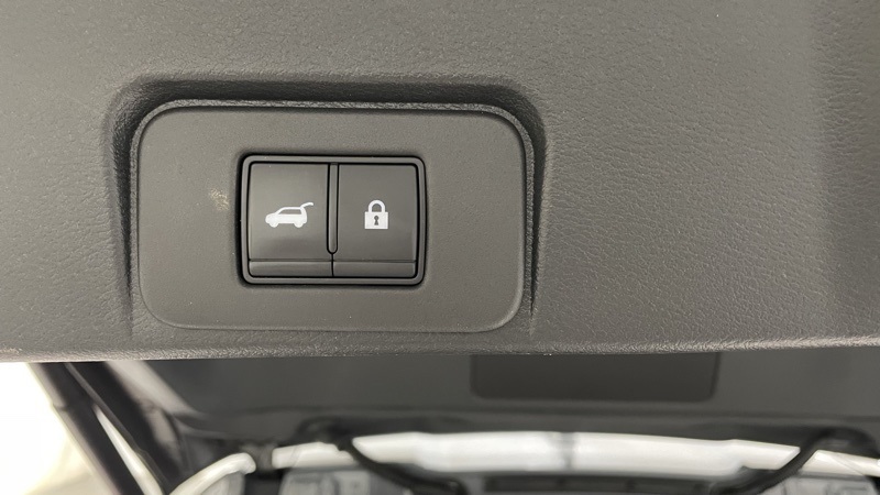 2021 Nissan Rogue Platinum photo 9