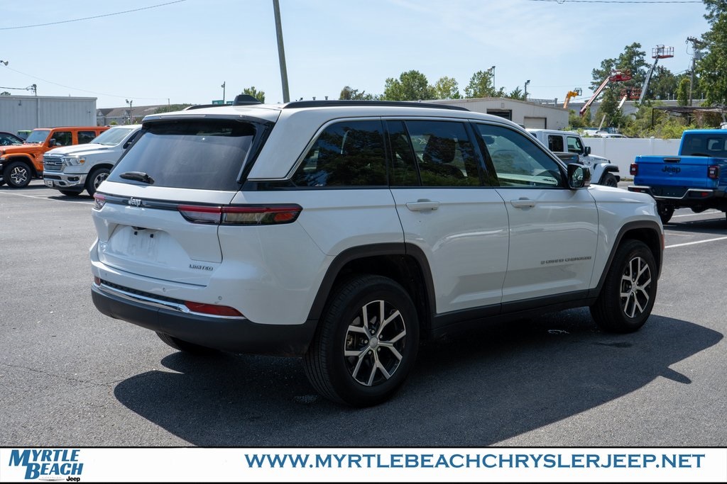 2024 Jeep Grand Cherokee Limited photo 4