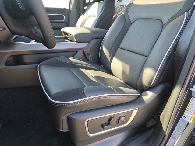 2026 Ram 1500 Laramie photo 4