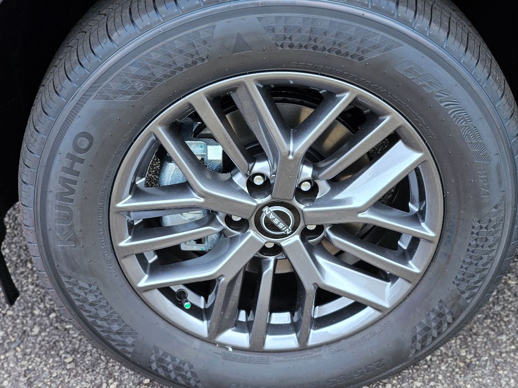 2026 Nissan Rogue S photo 4