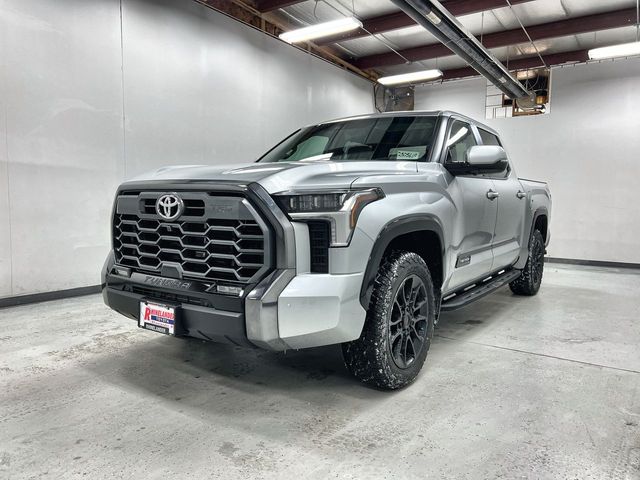 2024 Toyota Tundra Platinum's photo