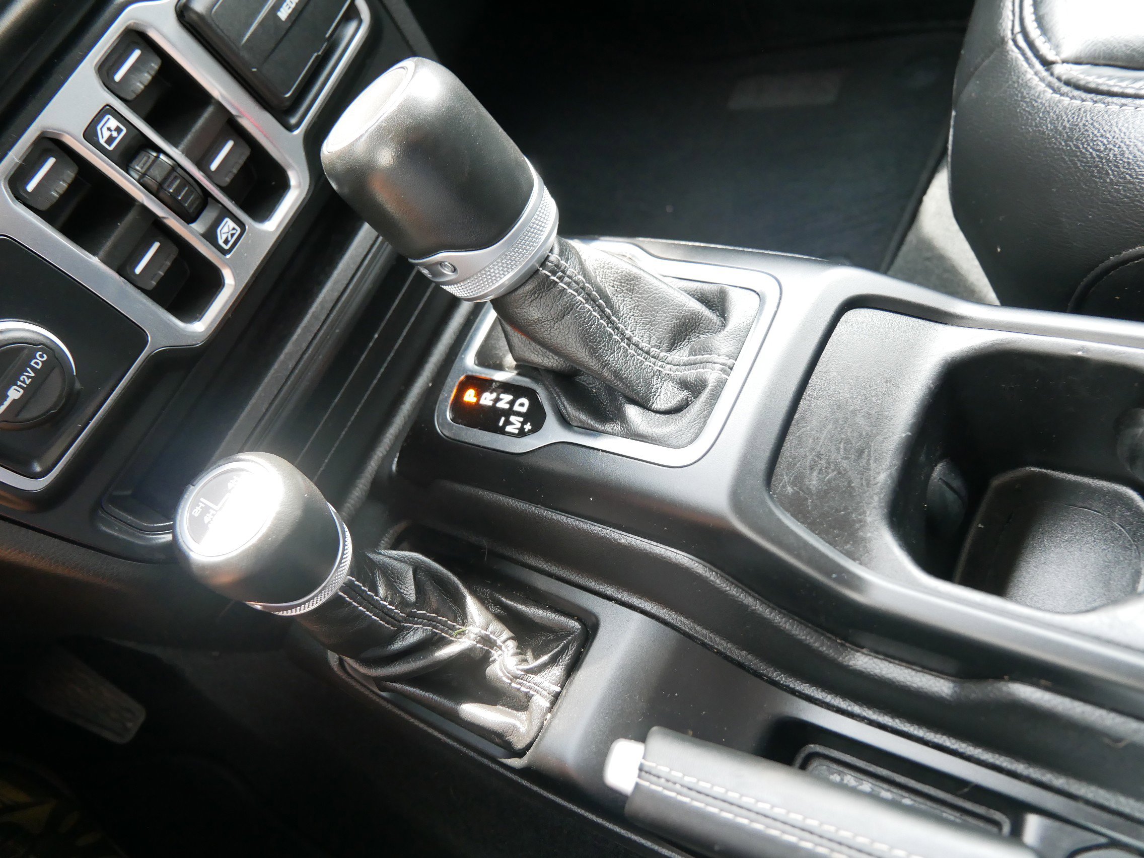 2022 Jeep Wrangler 4xe Unlimited Sahara photo 24
