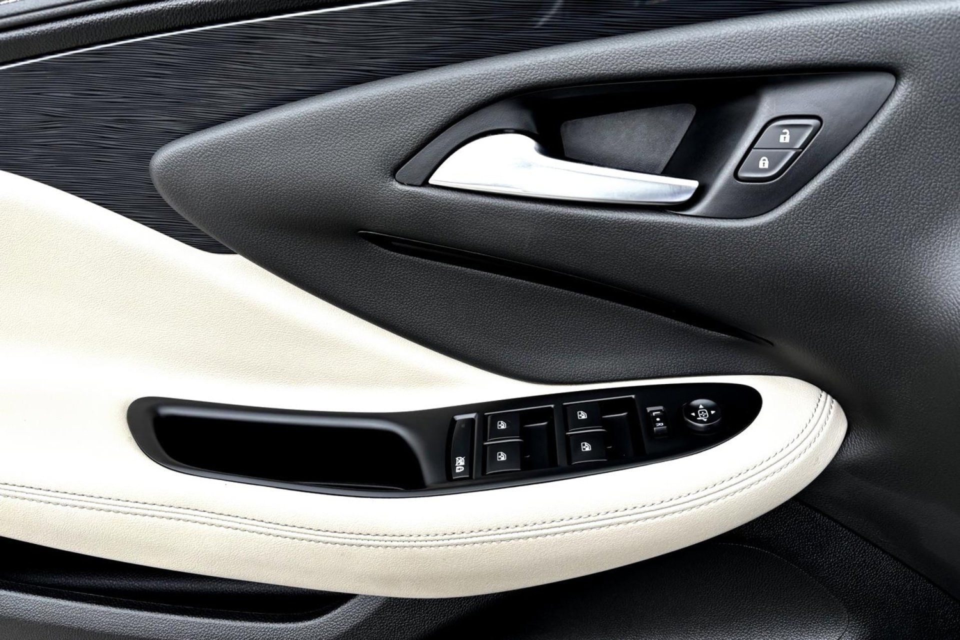 2018 Buick Envision Preferred photo 17