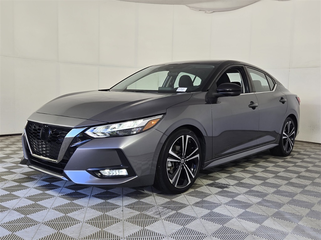 2021 Nissan Sentra SR photo 4