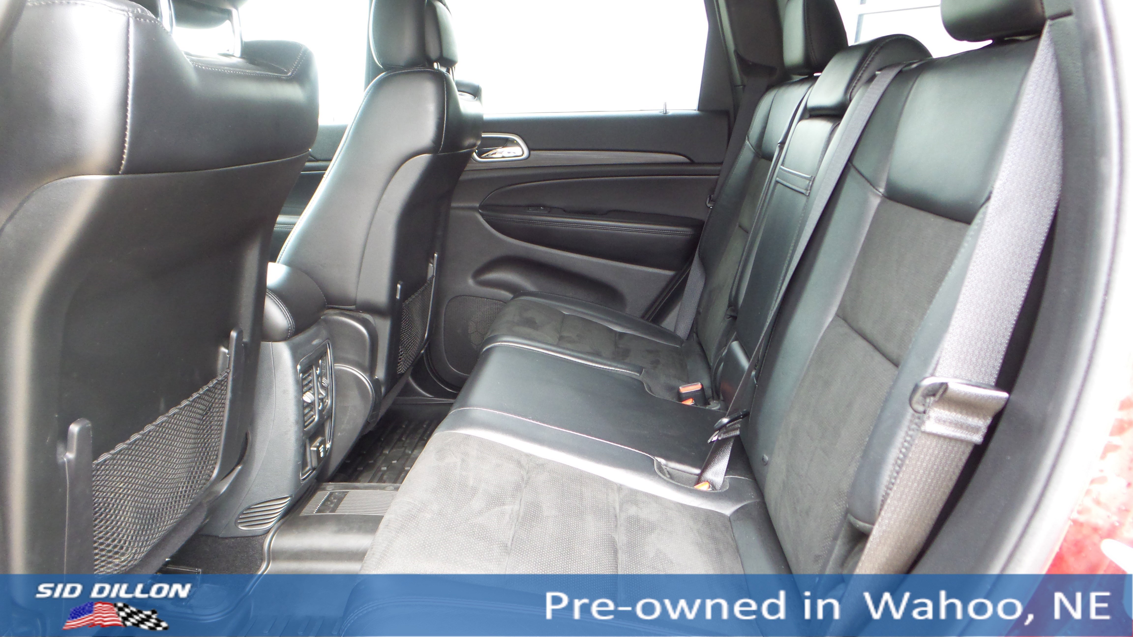 2019 Jeep Grand Cherokee Altitude photo 13