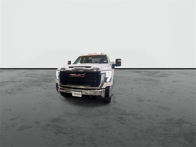 2025 Gmc Sierra 3500 HD Pro photo 3
