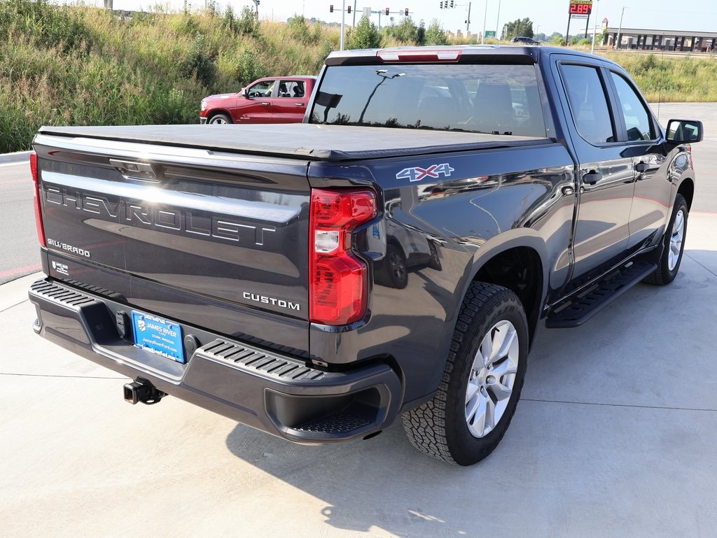 2022 Chevrolet Silverado 1500 Custom photo 3