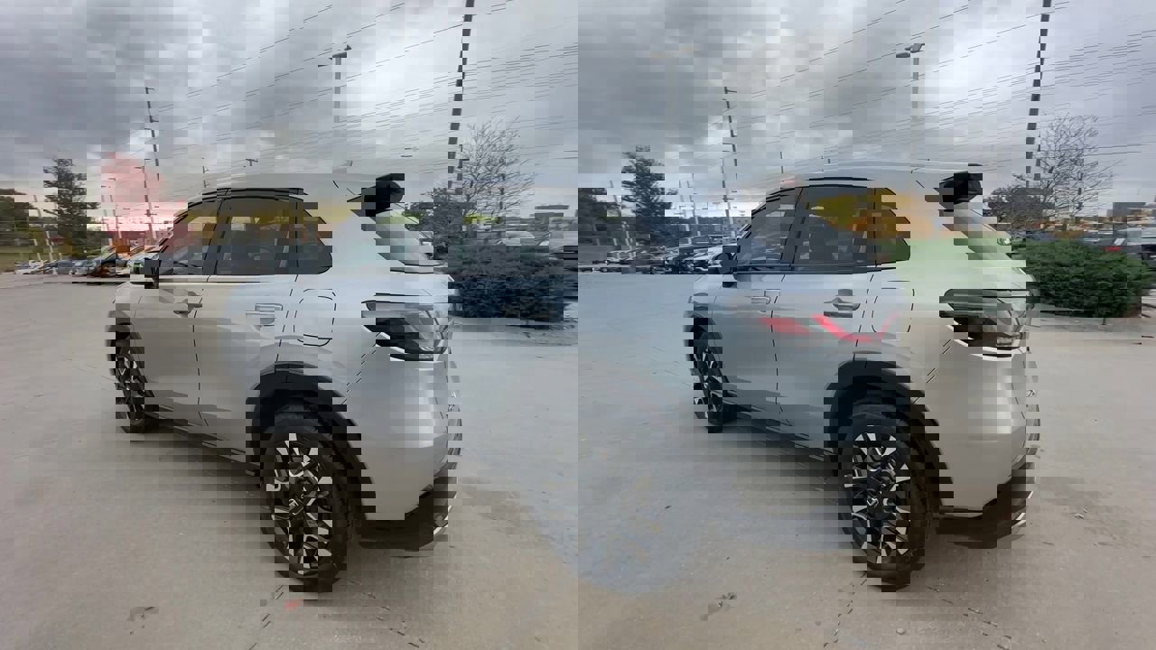 2026 Honda HR-V EX-L photo 4