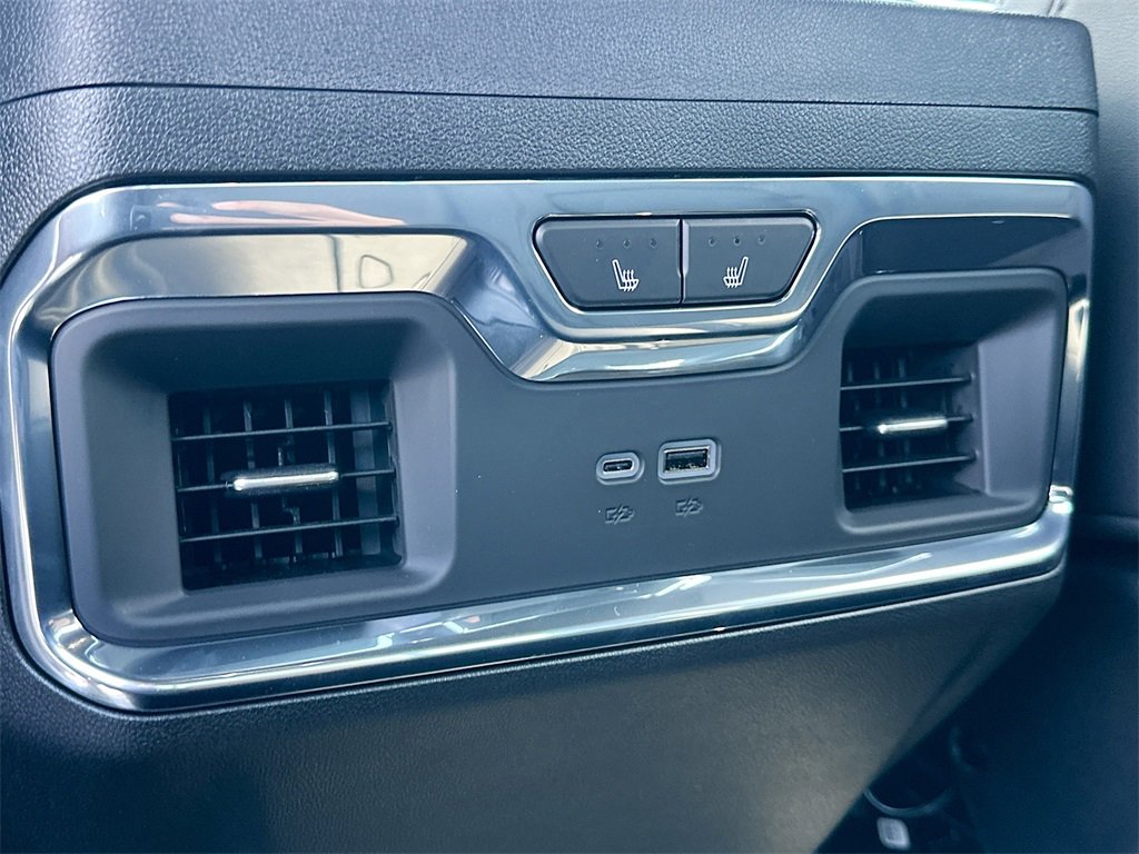 2025 Chevrolet Silverado 1500 LTZ photo 18