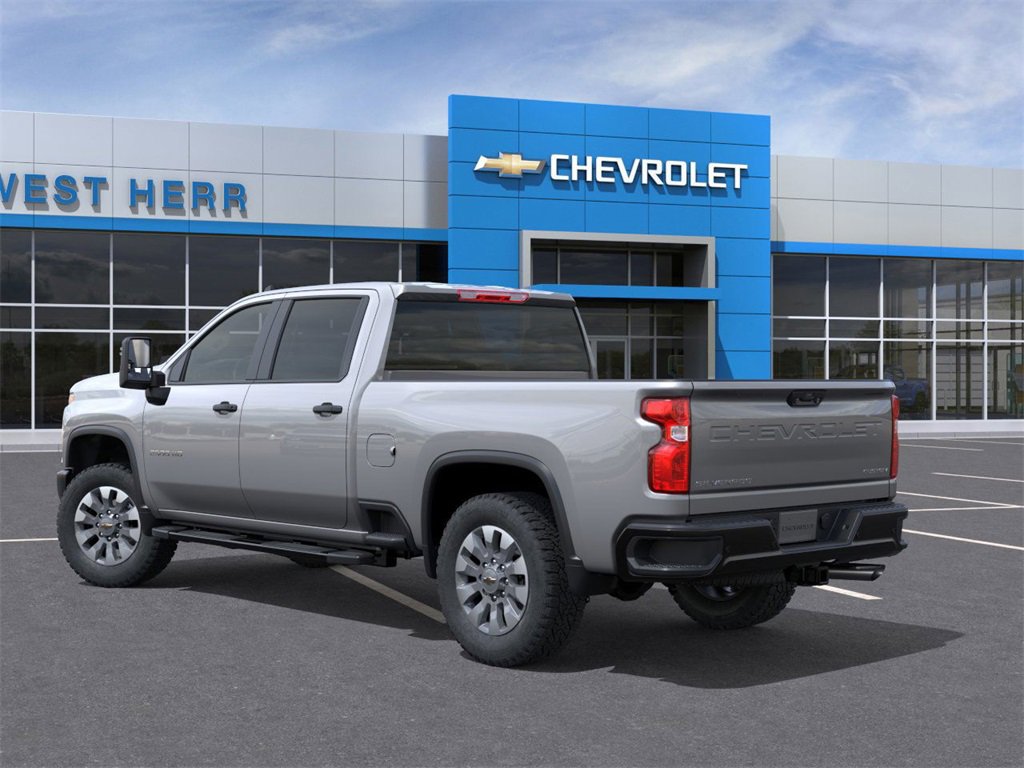 2026 Chevrolet Silverado 2500HD Custom photo 3