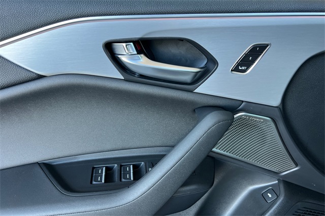 2023 Acura TLX Technology photo 11