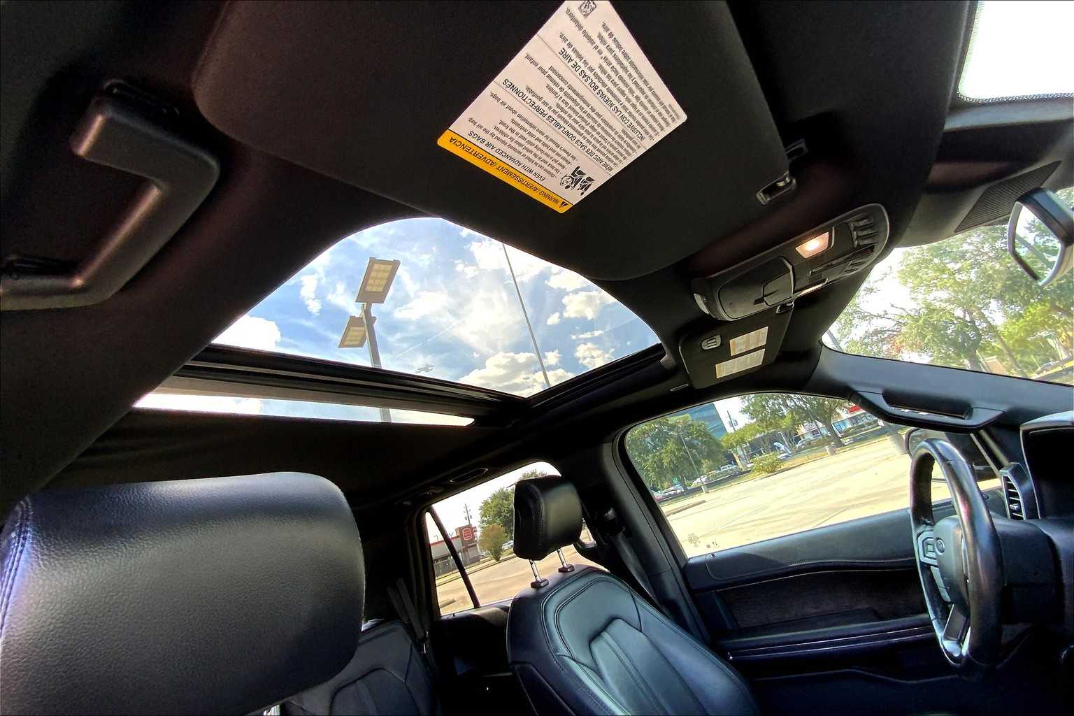 2020 Ford Expedition Limited photo 13