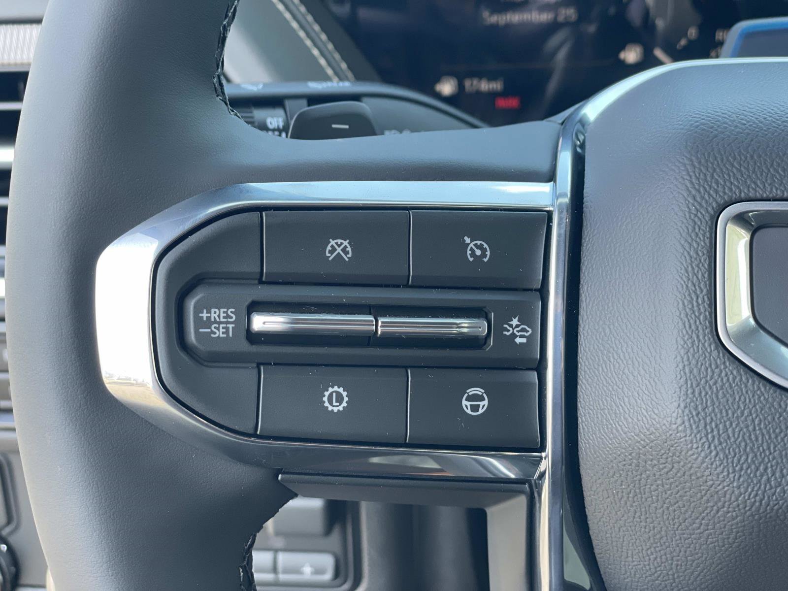 2026 Gmc Yukon XL photo 9