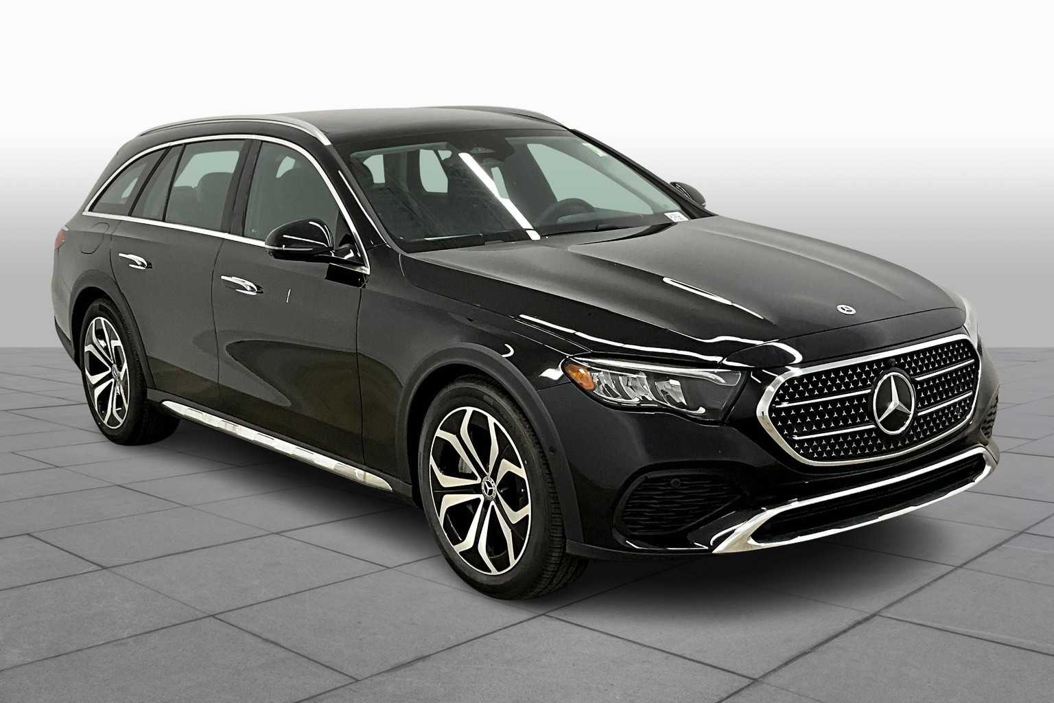 2025 Mercedes Benz E 450 4MATIC All-Terrain Wagon photo 2