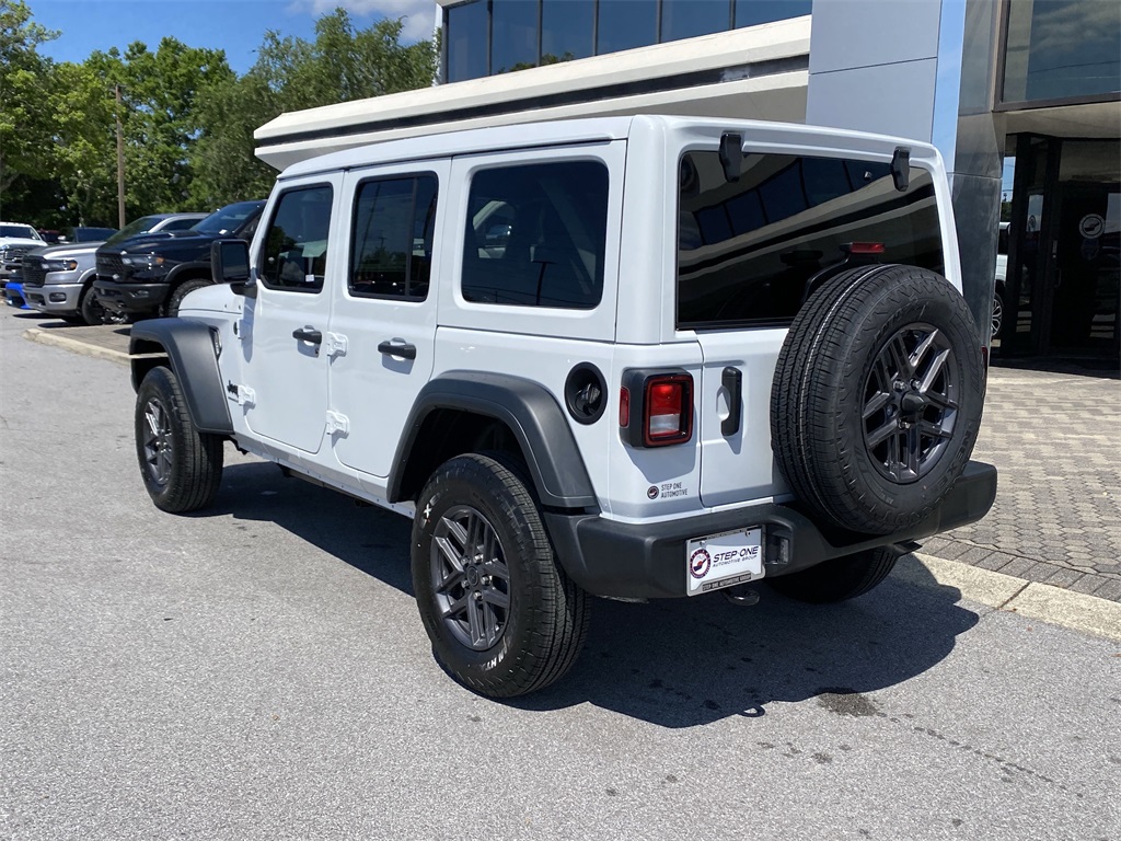2025 Jeep Wrangler Sport S photo 6