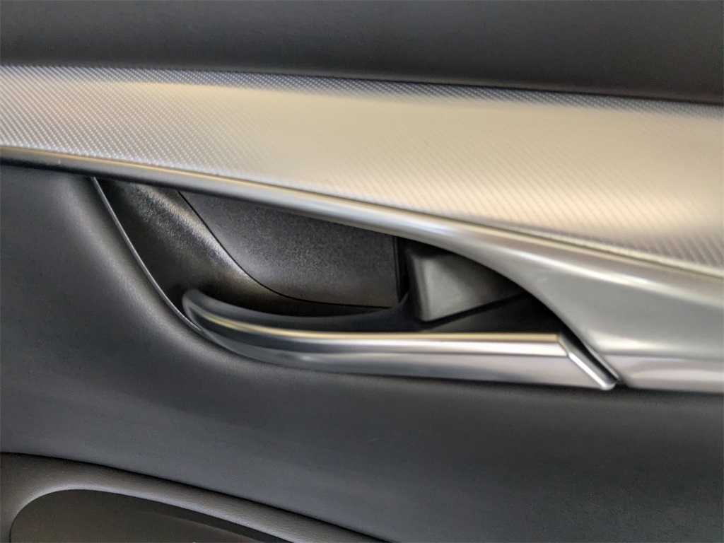 2019 Infiniti QX50 Luxe AWD photo 26
