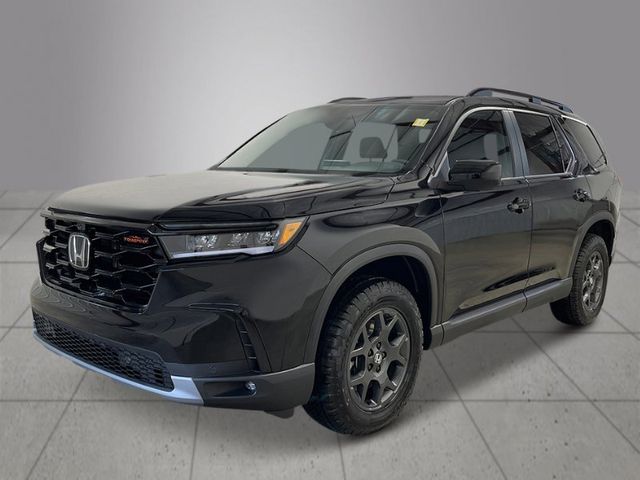 2025 Honda Pilot TrailSport's photo