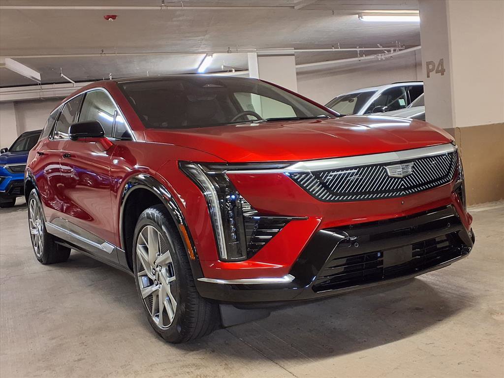 2026 Cadillac Optiq Luxury photo 3