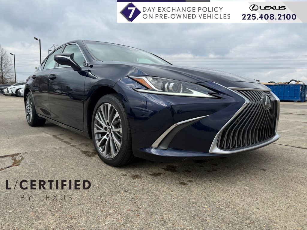 2020 Lexus ES 350's photo